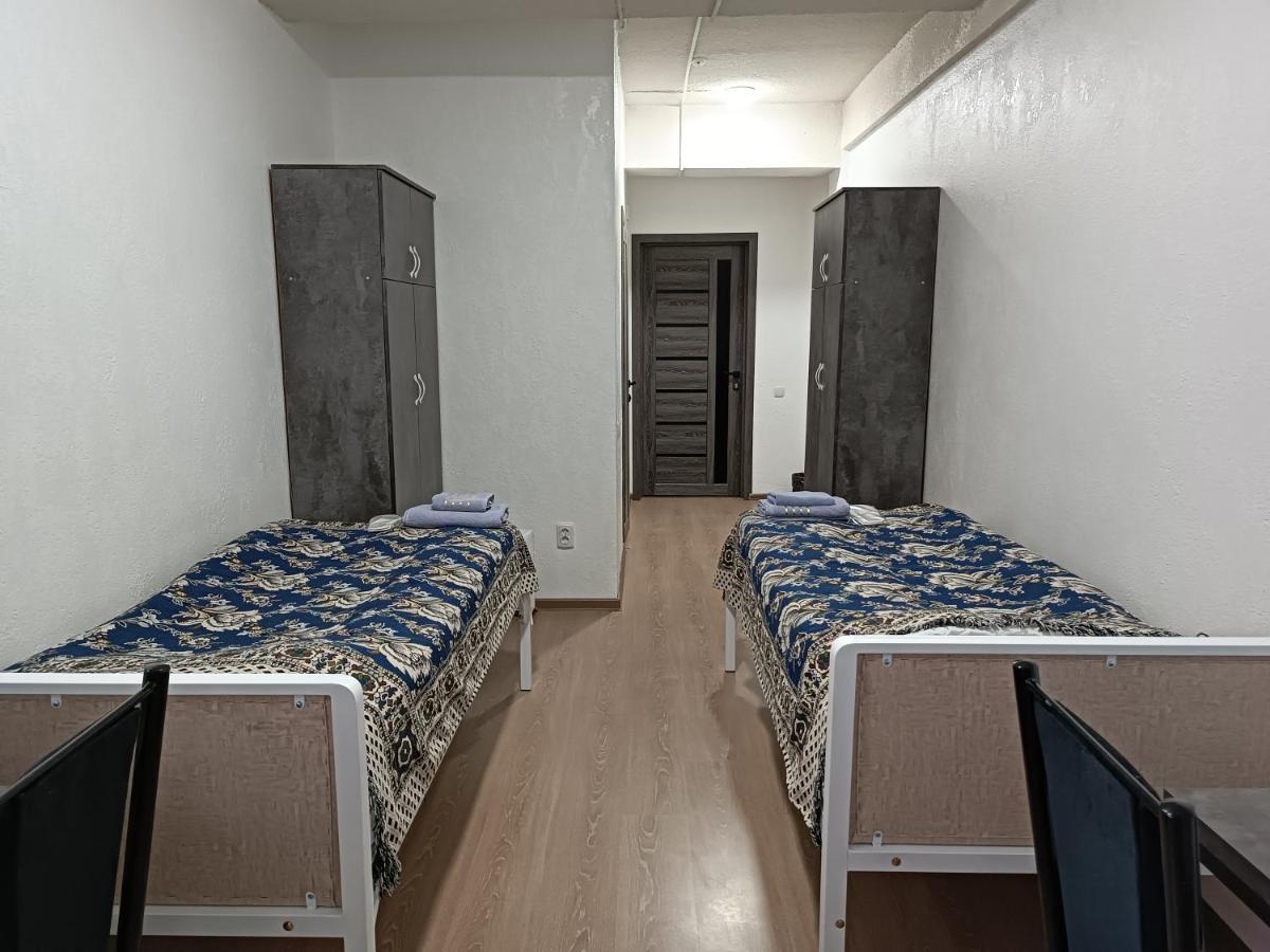 Nomad Inn Бишкек Екстериор снимка