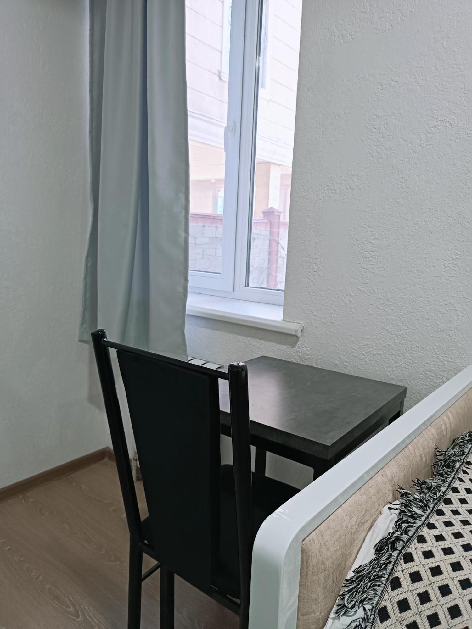 Nomad Inn Бишкек Екстериор снимка